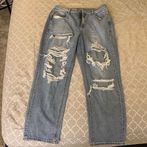 Mom jeans, ripped, high waist, American eagle, size 12 regular